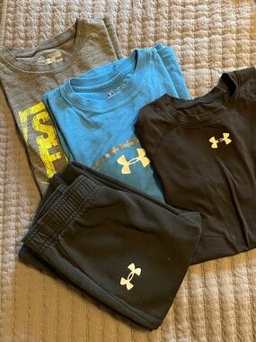 Under Armour Kids' Black Logo Tees & Joggers